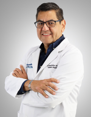 Dr. Armando Martínez Arriaga